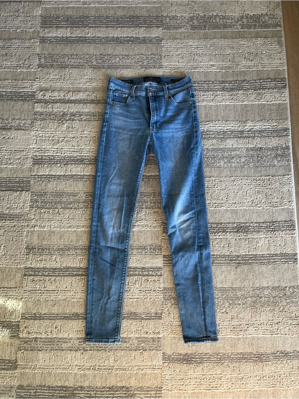 Lucky Brand Slim Indigo Blue Skinny Jeans